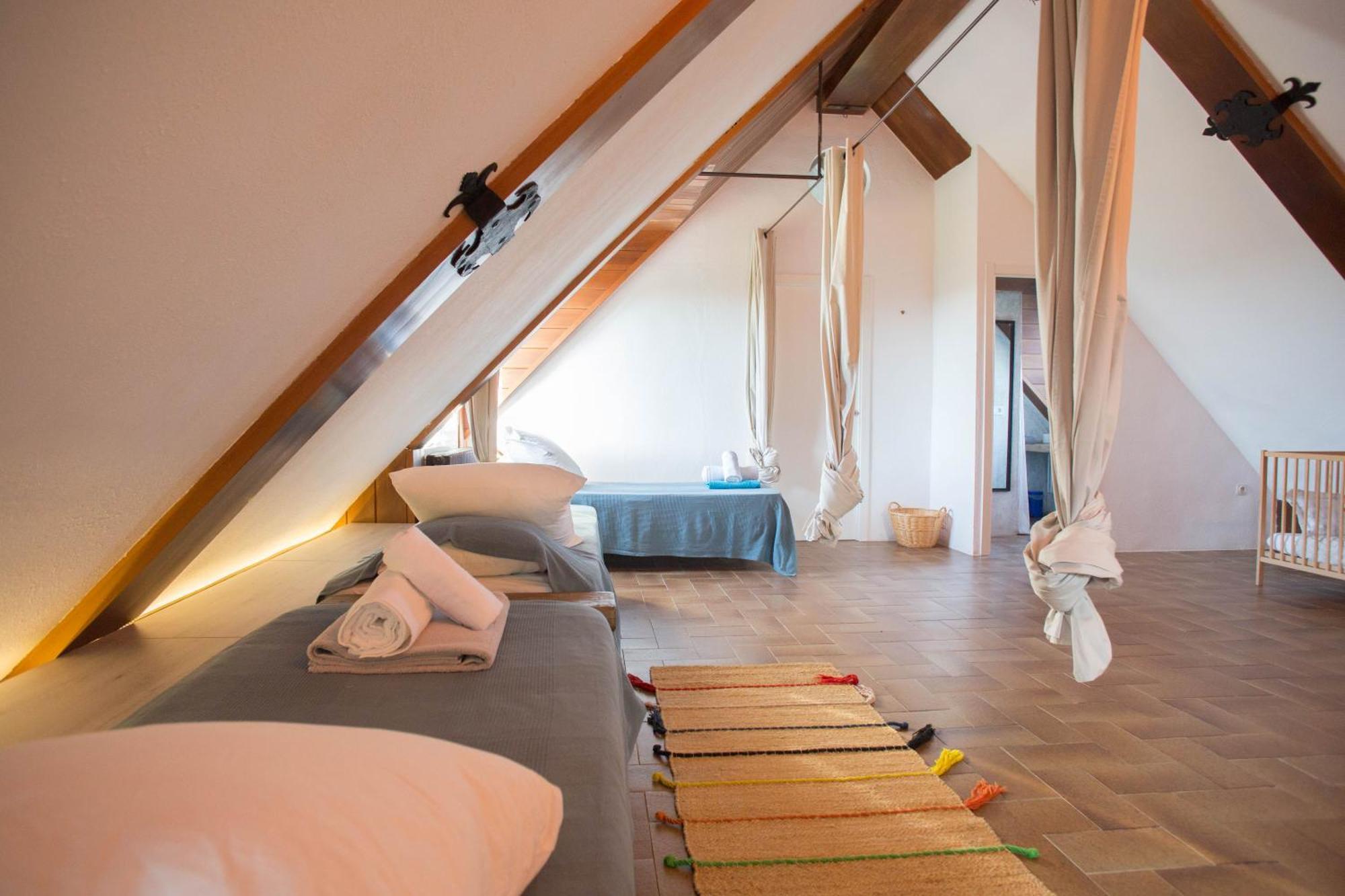 Attic Dels Sentits Hotel Perafita Luaran gambar